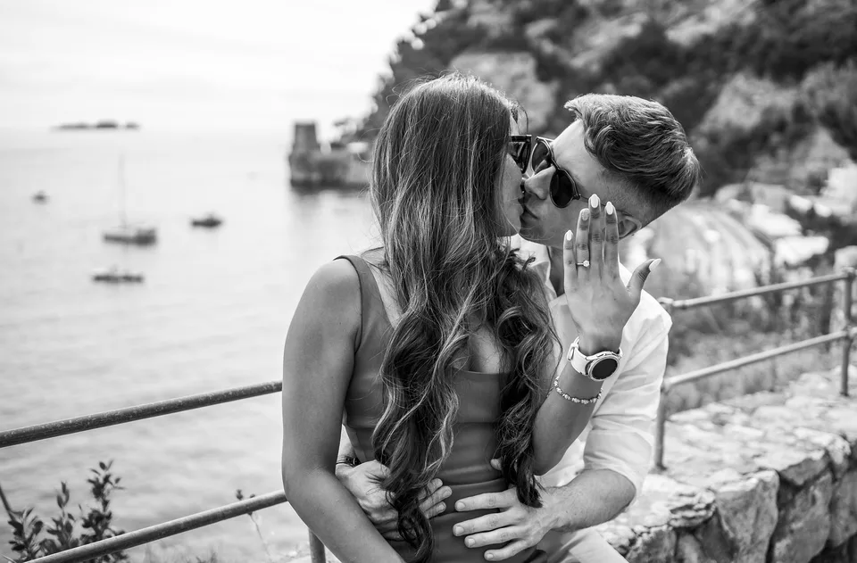 Engagement photo shoot on the Amalfi Coast 24