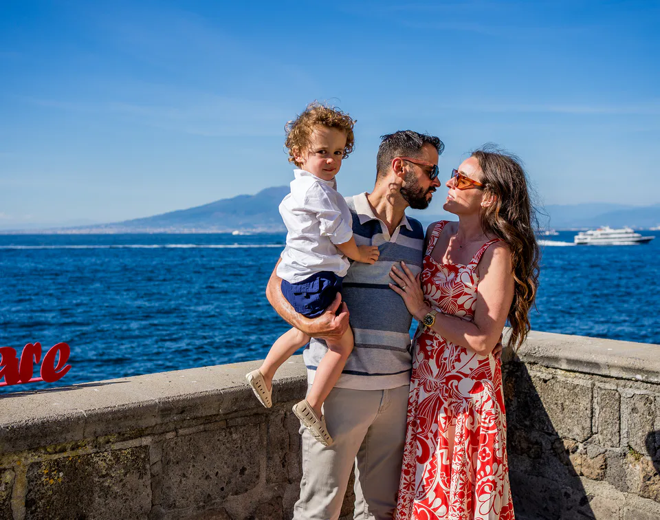 Family photo session on the Amalfi Coast 09