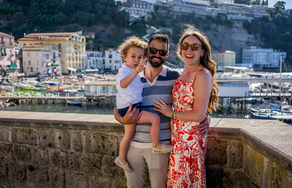 Family photo session on the Amalfi Coast 10