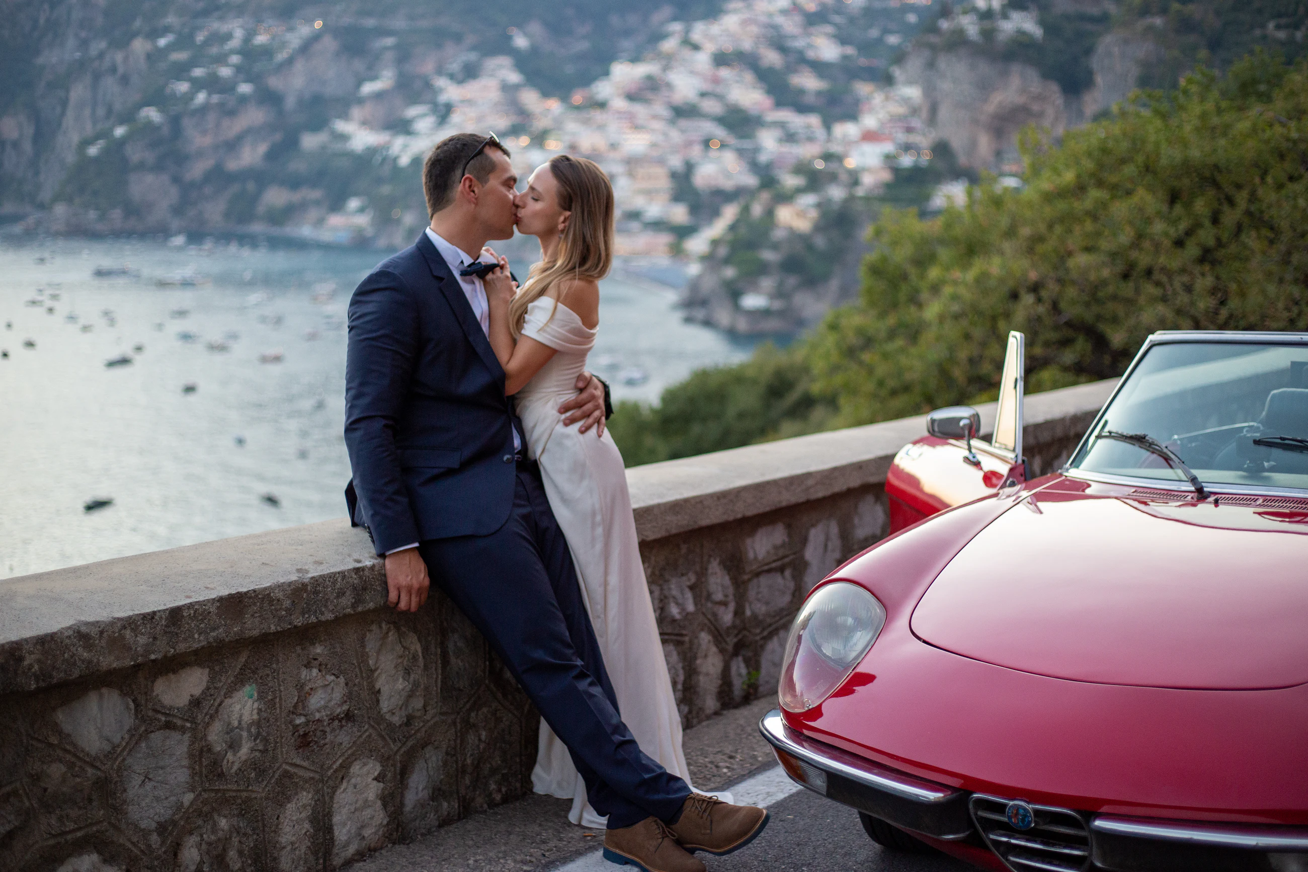 Honeymoon photo shoot by the sea 02